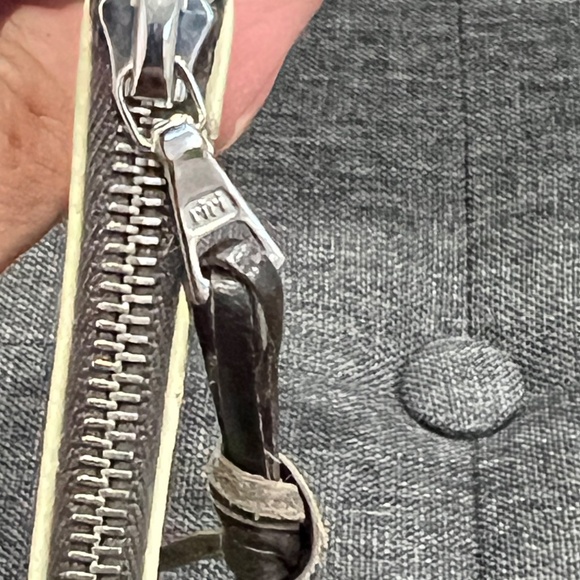 Esquivel Leather Pouch - Picture 5 of 5